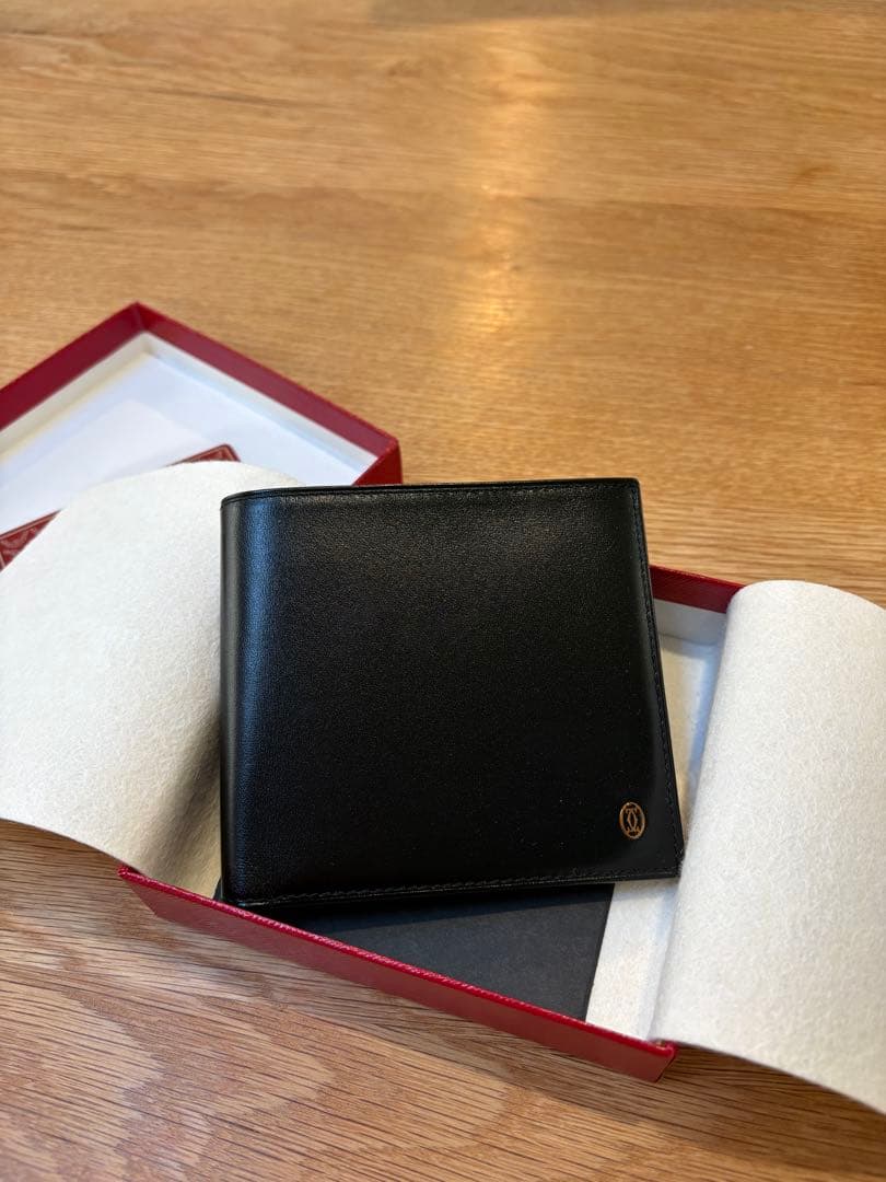 Cartier 二つ折り財布 ブラック レザー