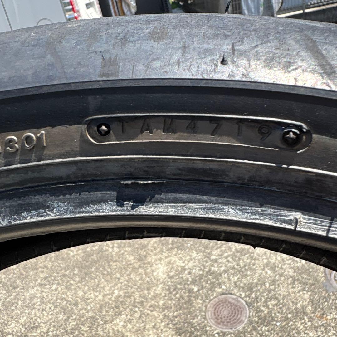 レーシングバトラックス　スリック 120/600R17 ミディアムコンパウンド