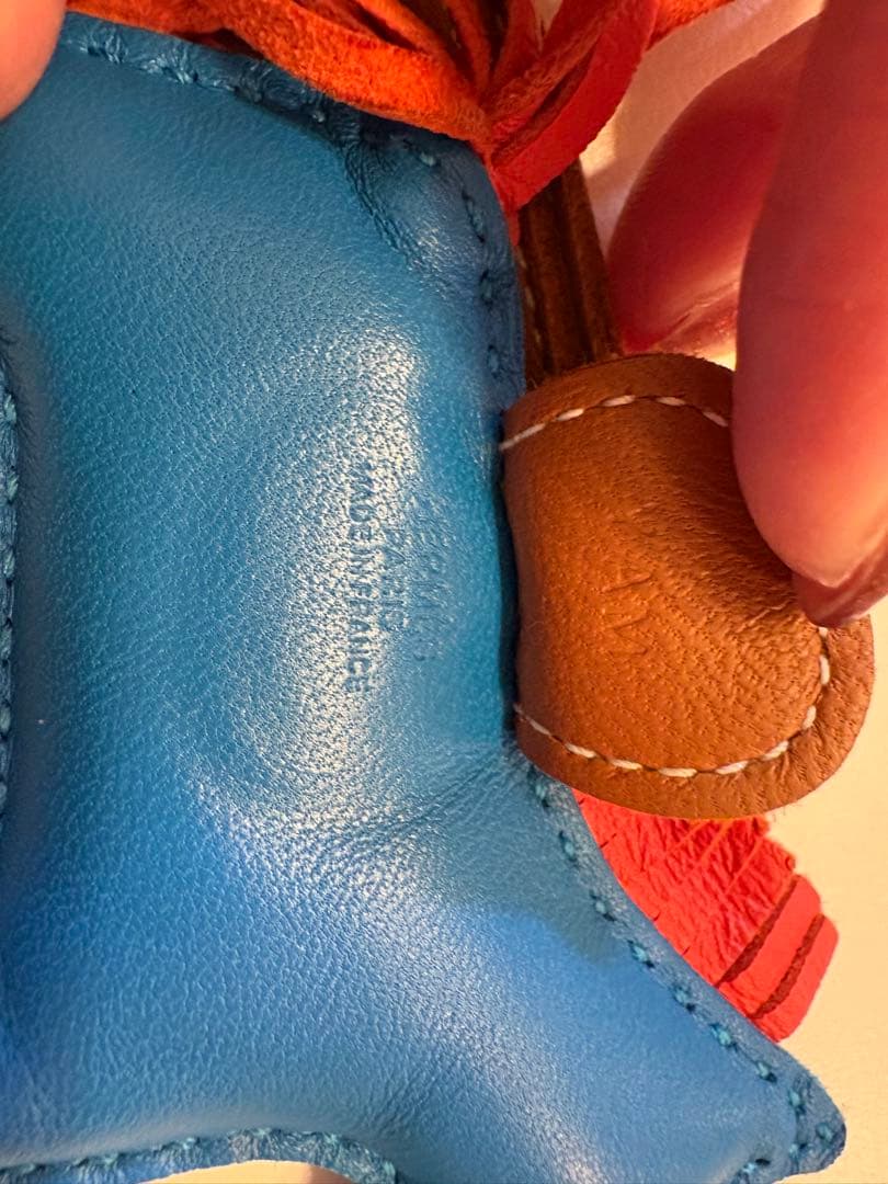 美品エルメスロデオPM バッグチャームアニョーミロ ブルーザンジバル