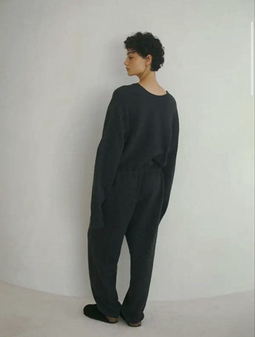 Vネックニットオールインワン グレー　S ETRETOKYO