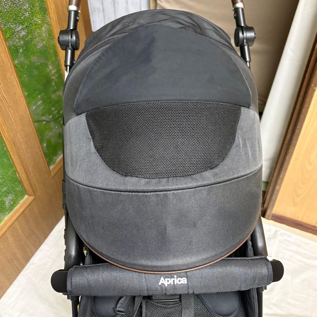 2024年モデル アップリカ ラクーナビッテクッション ベビーカー 清掃済み 黒