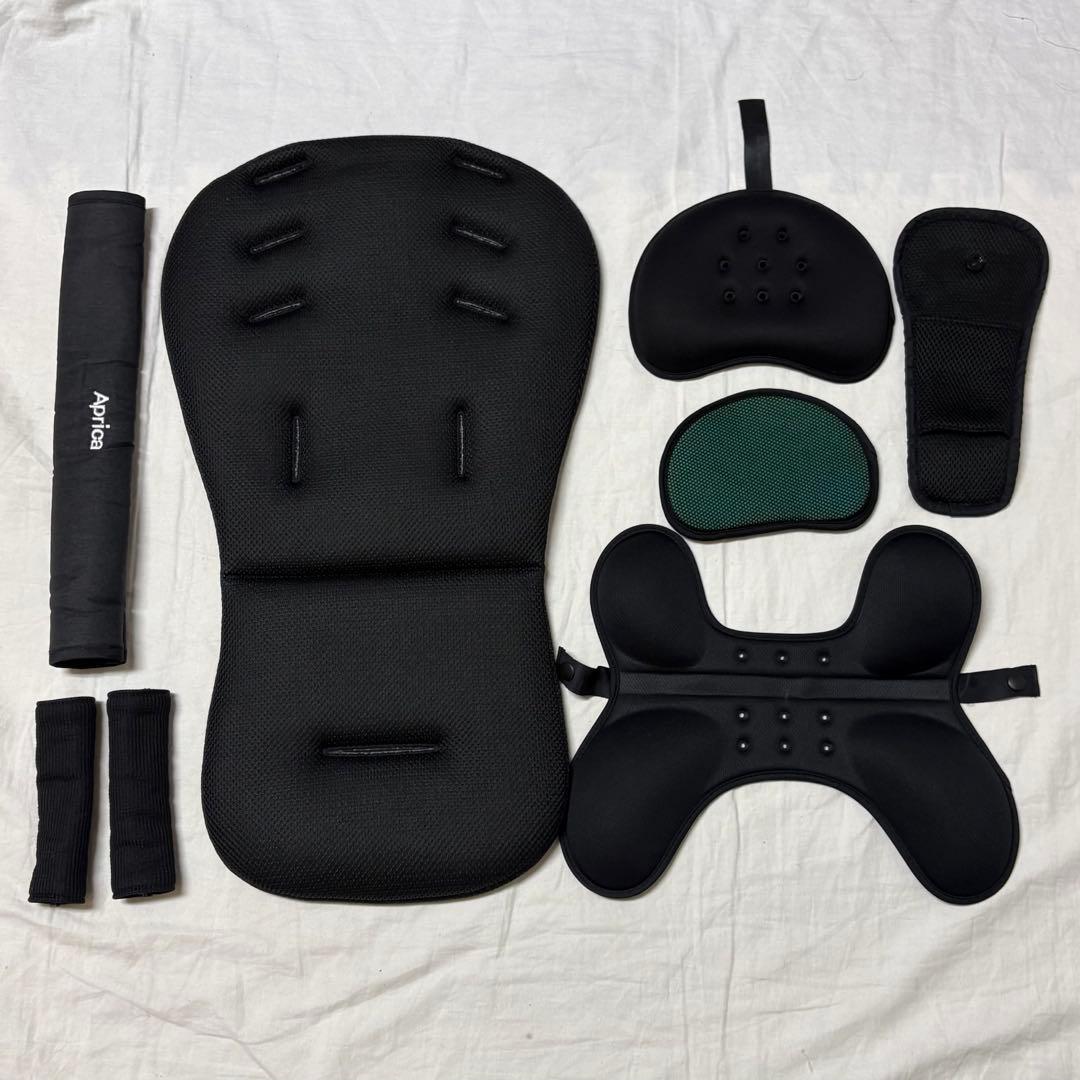 2024年モデル アップリカ ラクーナビッテクッション ベビーカー 清掃済み 黒