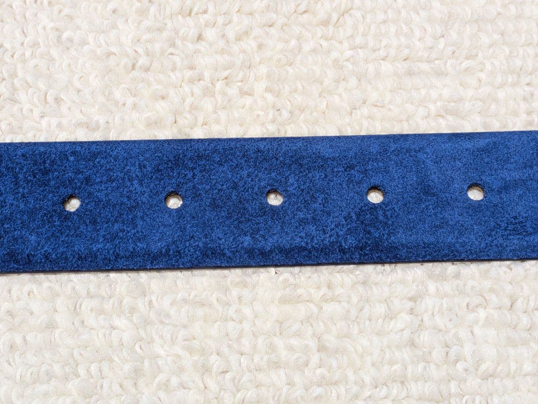 新品未使用 アルマーニコレッツィオーニ スエードベルト 本革 ブルー イタリア製
