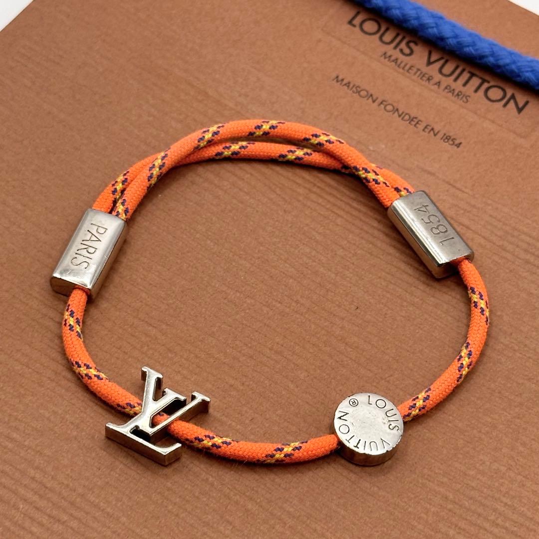 希少✨LOUIS VUITTON LVフルオ ロゴ モチーフ ブレスレット