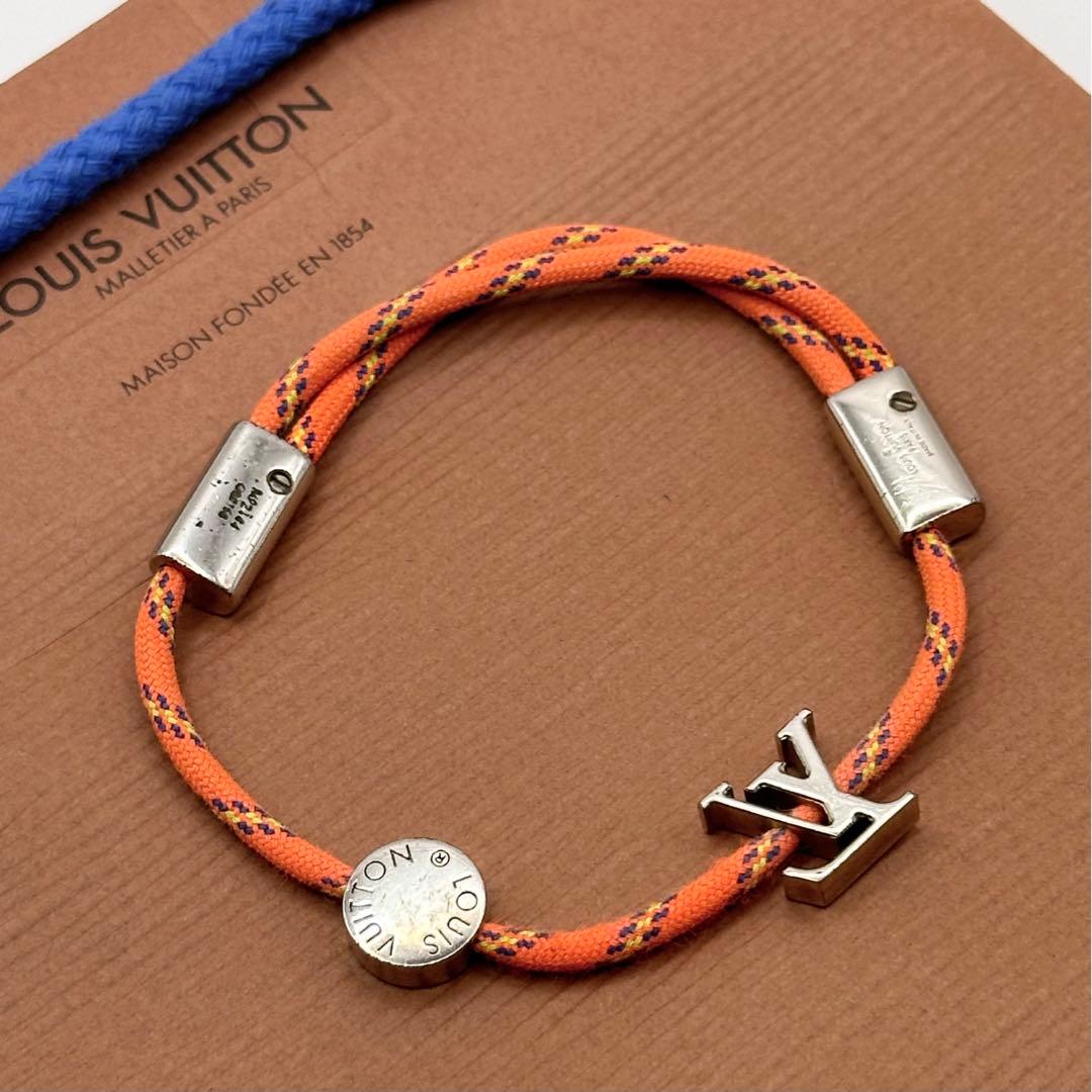 希少✨LOUIS VUITTON LVフルオ ロゴ モチーフ ブレスレット