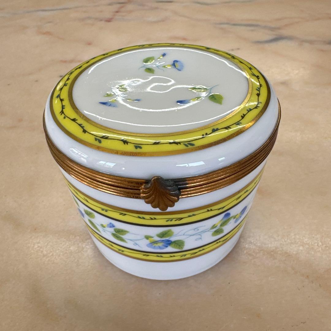 陶器 蓋付き花柄容器　リモージュ　ボックス