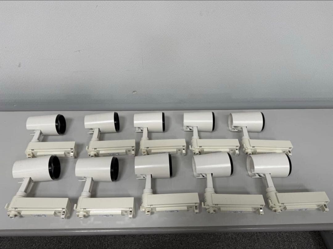 TG197☆使用僅か☆スポットライト☆ダクトレール☆LED☆22年☆10個セット