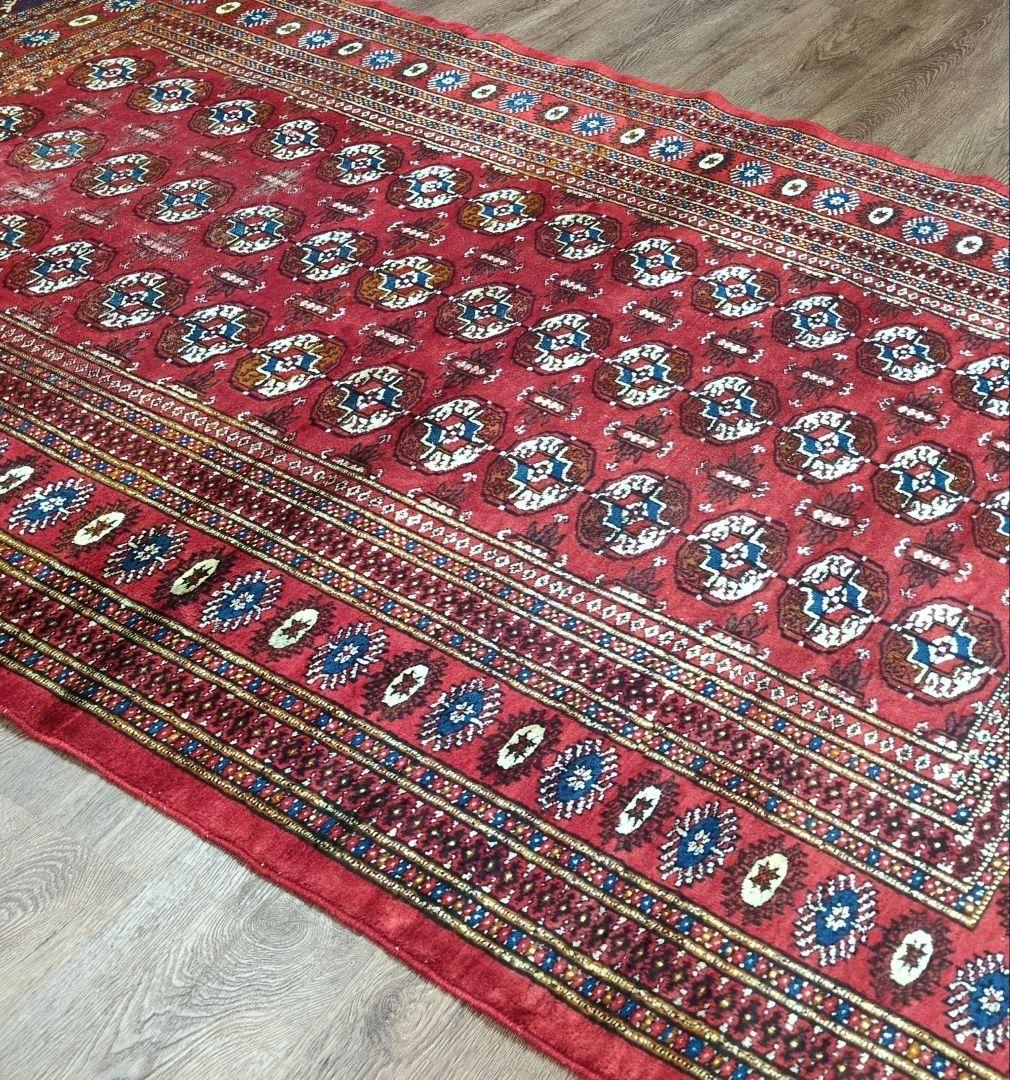 ヴィンテージラグ　パキスタン　トライバルラグ　手織り絨毯　レッド