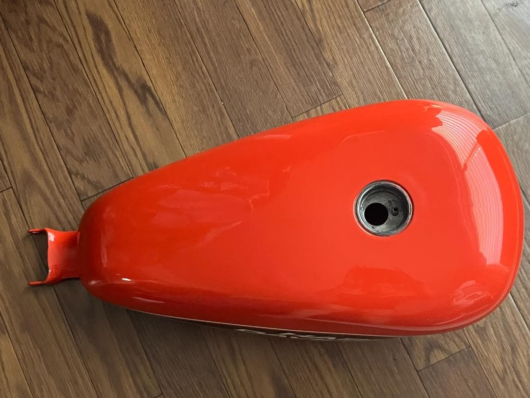 04〜06年 キャブ車用 スポーツスター 883Rタンク