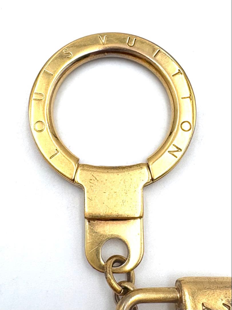 ルイヴィトン ポルトクレ バスティーユ キーリング チャーム キーホルダー