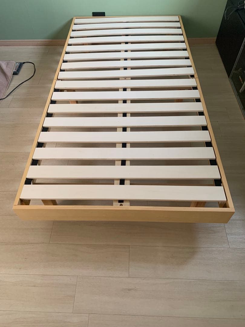 木製シングルベッドフレーム スラット式