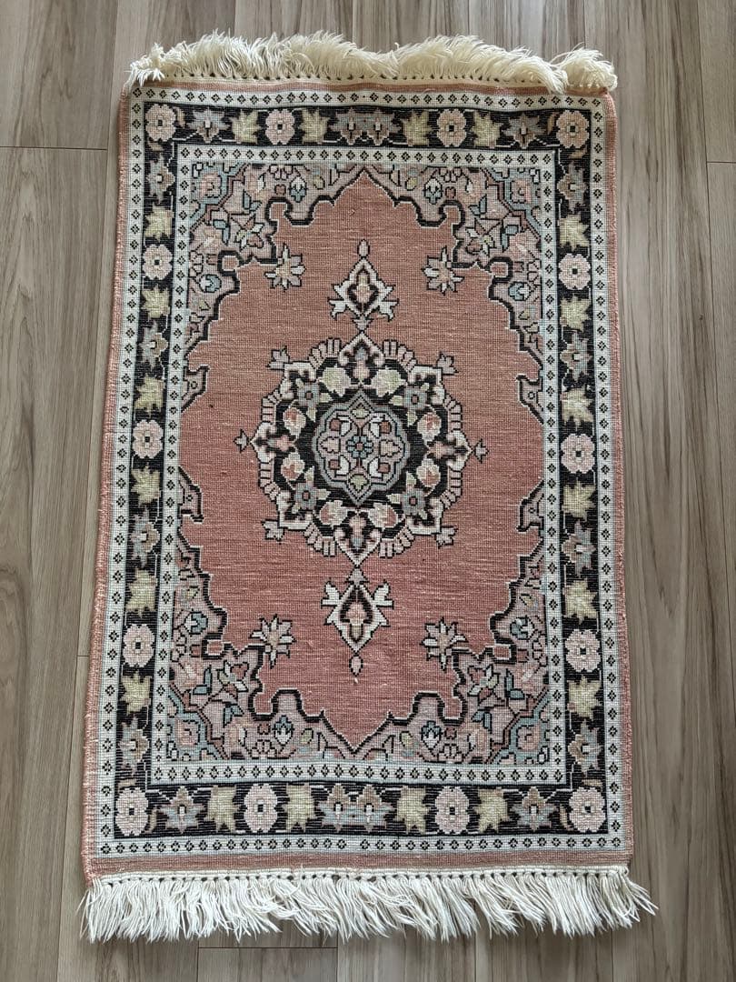 美品　ペルシャ絨毯　ヴィンテージラグ　ピンク