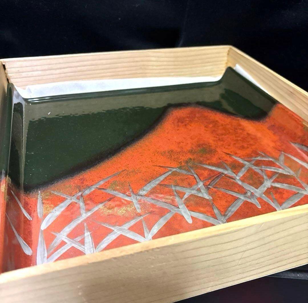 有田焼　美術陶器　瑞峰作　赤富士　盛皿　額皿