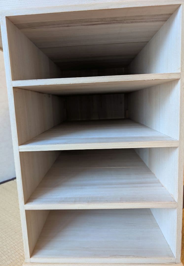 静岡桐箪笥 高塚桐材商店 総桐 スリム4段チェスト 奥行75cm（唐草）