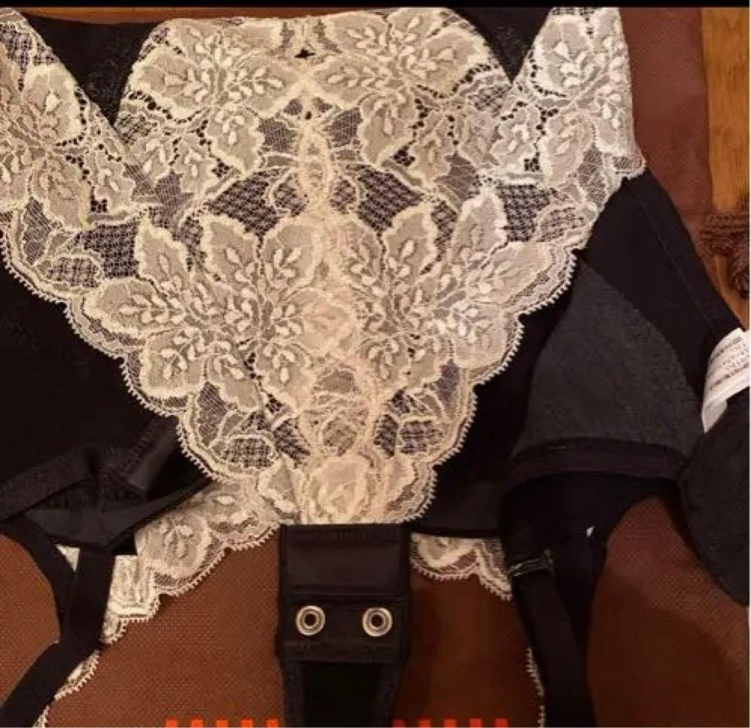 本日限定ゲリラセール！グラントイーワンズ　ララ補正下着b70