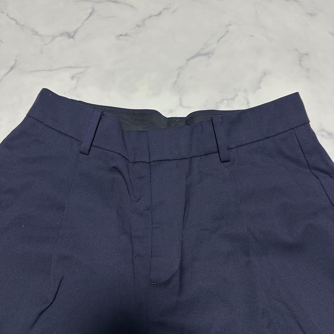 未使用級美品　ユナイテッドアローズ　レダ製生地　ノーカラーパンツスーツ　ネイビー