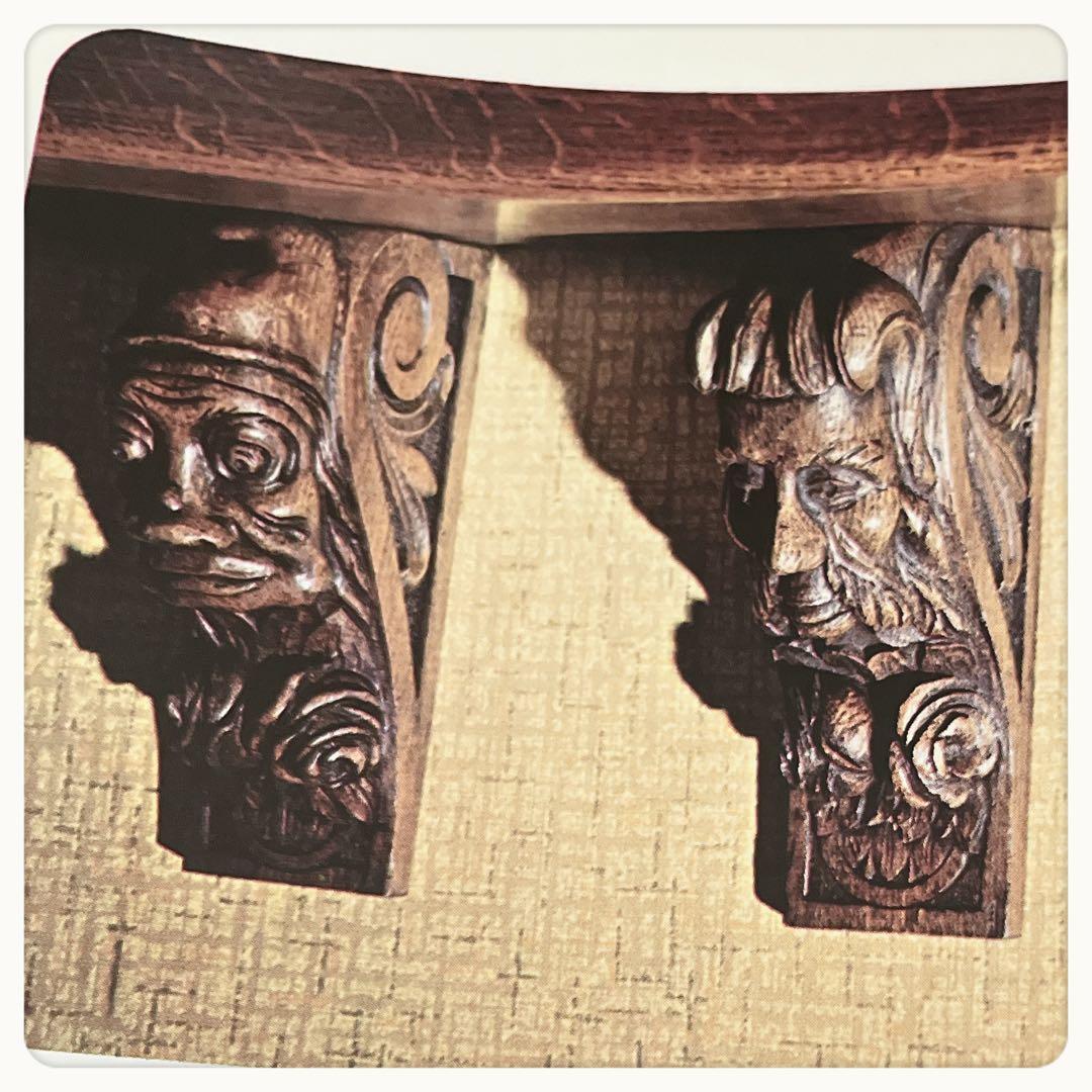 オランダ　Castle Furniture オーク手彫りコーベル　2個セット