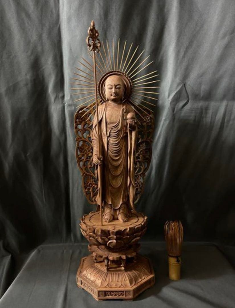 大型高46cm 井波彫刻　仏教工芸品　楠材製　極上彫　木彫仏像　地蔵菩薩立像