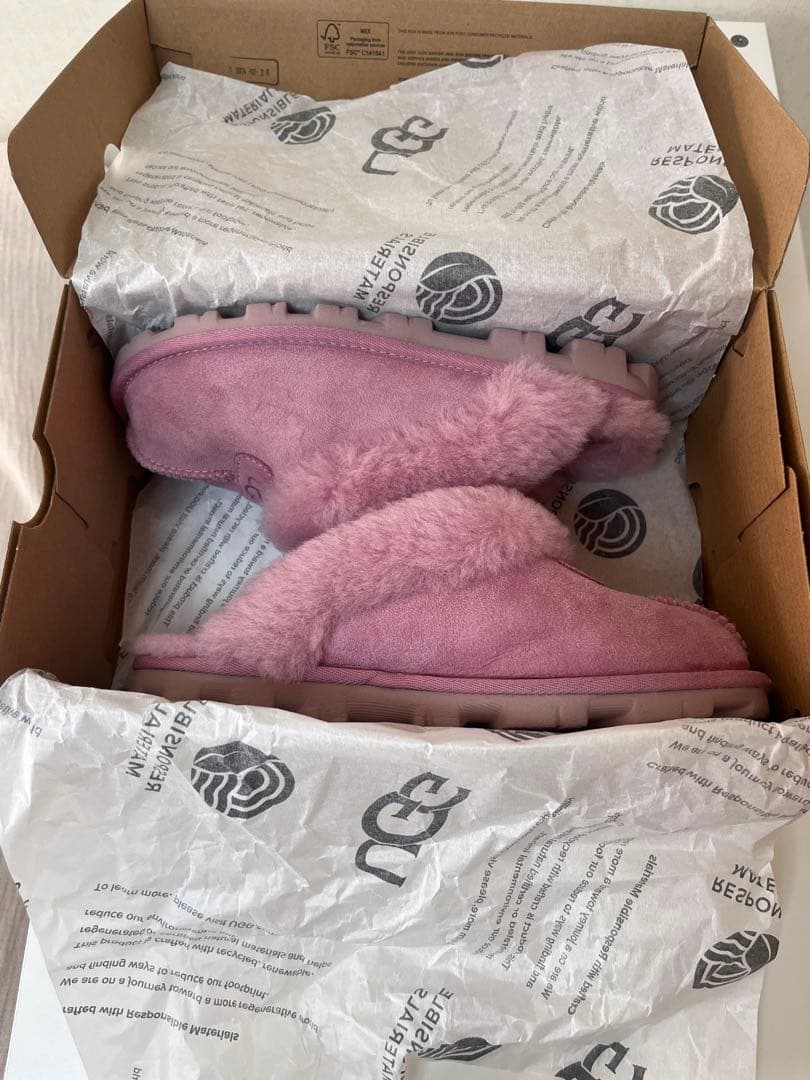 UGG Coquette（コケット）ピンク pink スリッポン