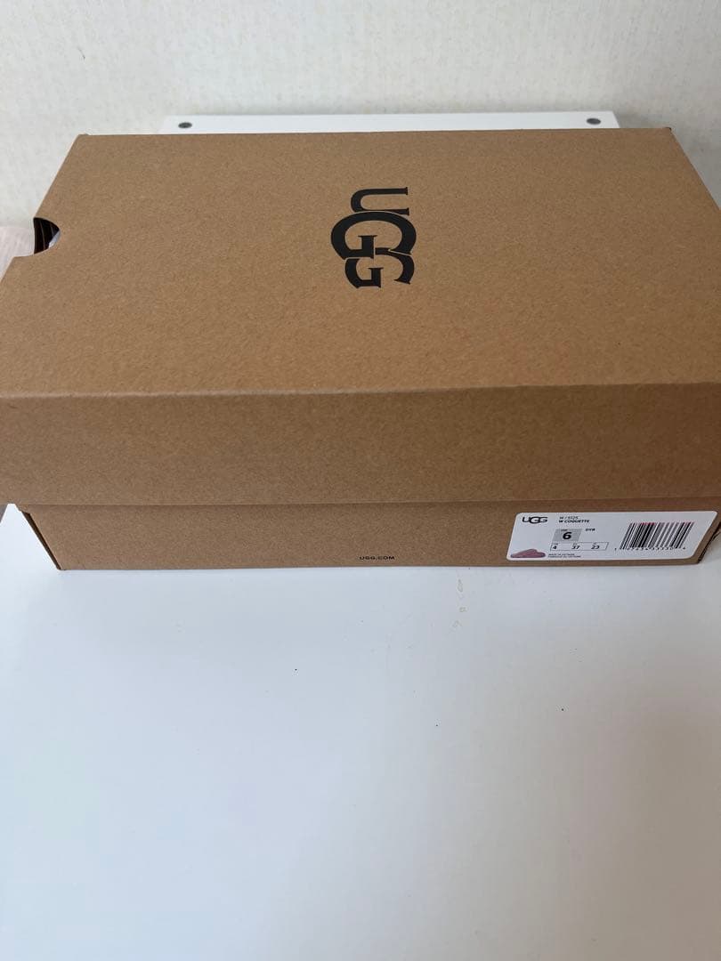 UGG Coquette（コケット）ピンク pink スリッポン