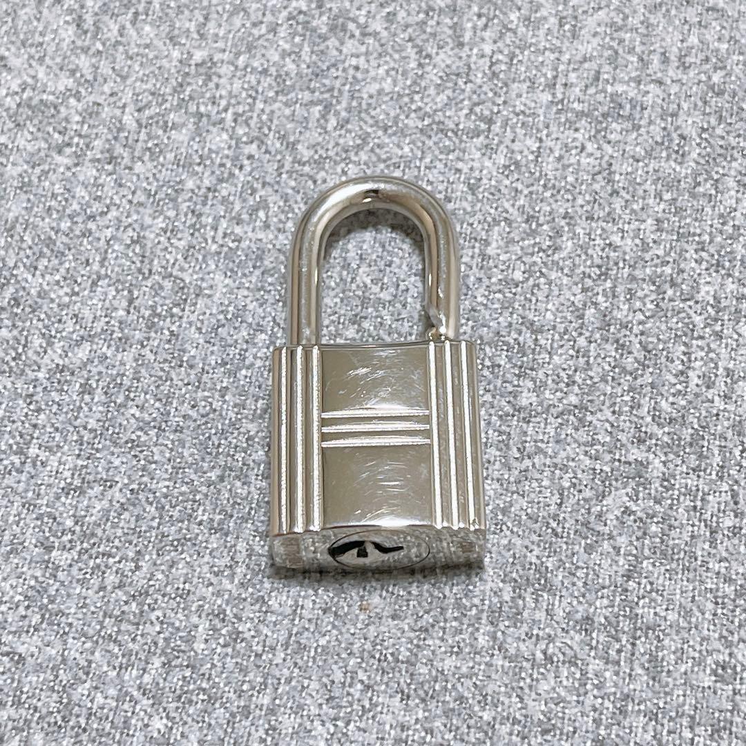 美品 エルメス HERMES カデナ パドロック 南京錠 No.107 鍵1本