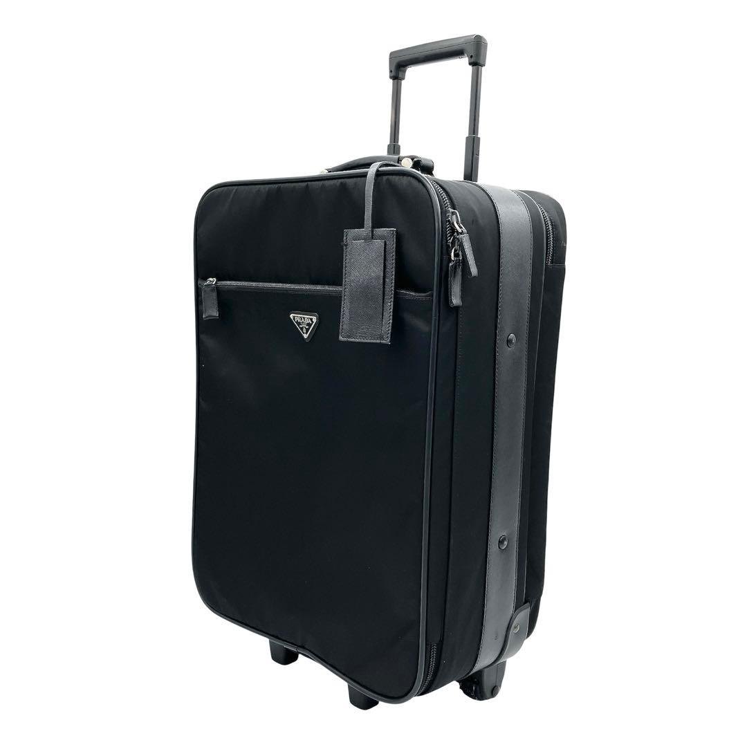 【PRADA】キャリーケース　スーツケース　三角ロゴプレート　ナイロン　黒色