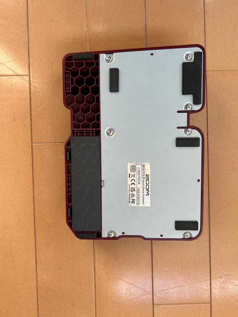 ZOOM G1X FOUR ベースエフェクター