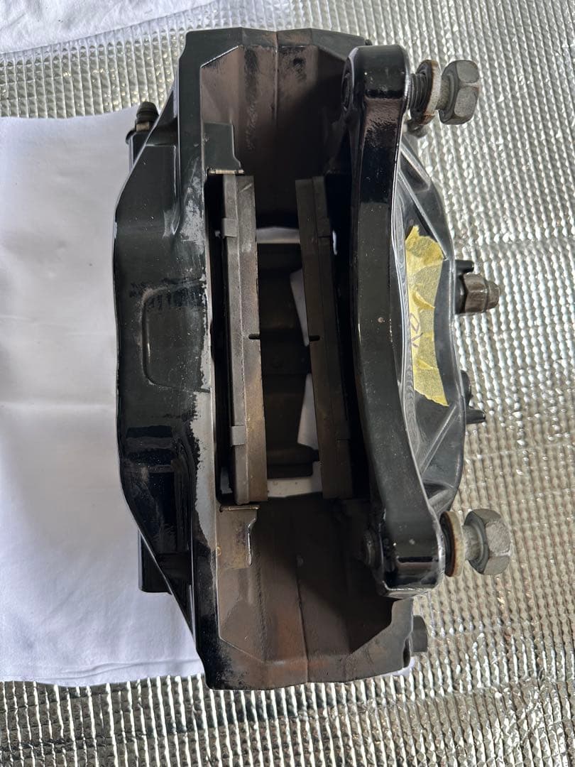 STI ブレンボブレーキキャリパー