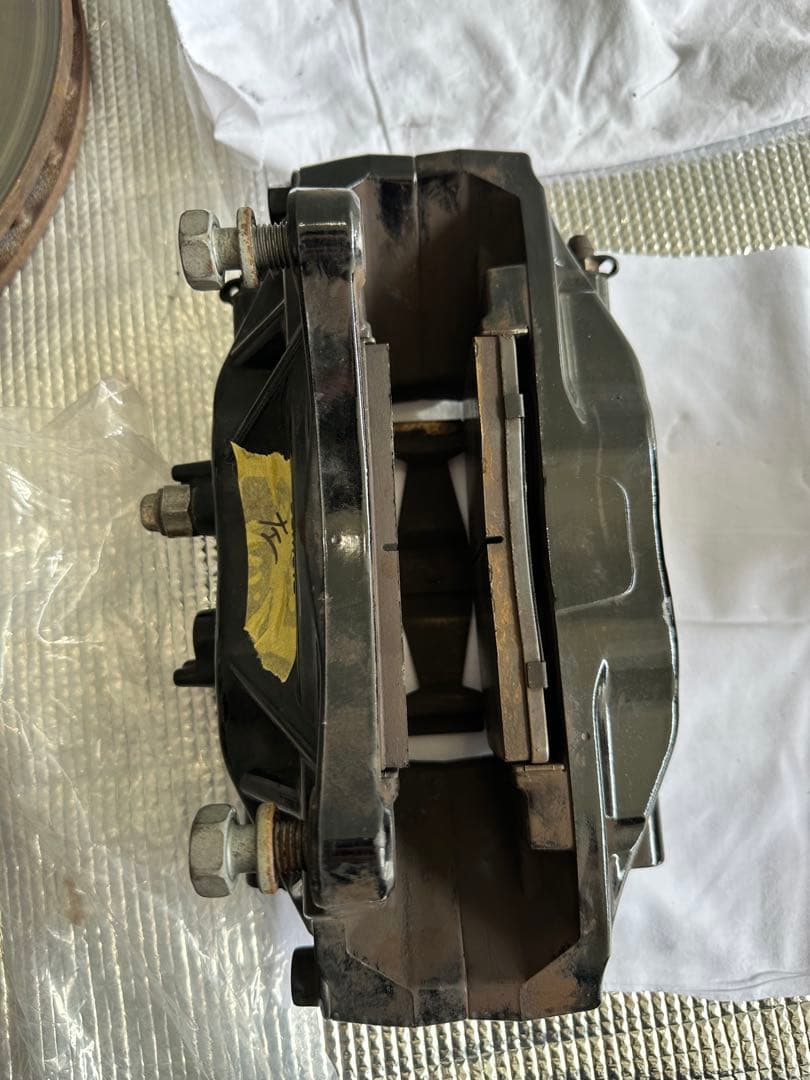 STI ブレンボブレーキキャリパー