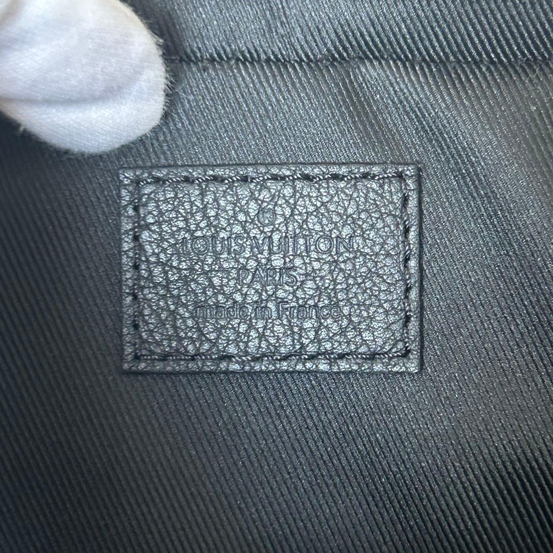 【極美品】ルイヴィトン　モノグラム　トリオメッセンジャー (パース無し)