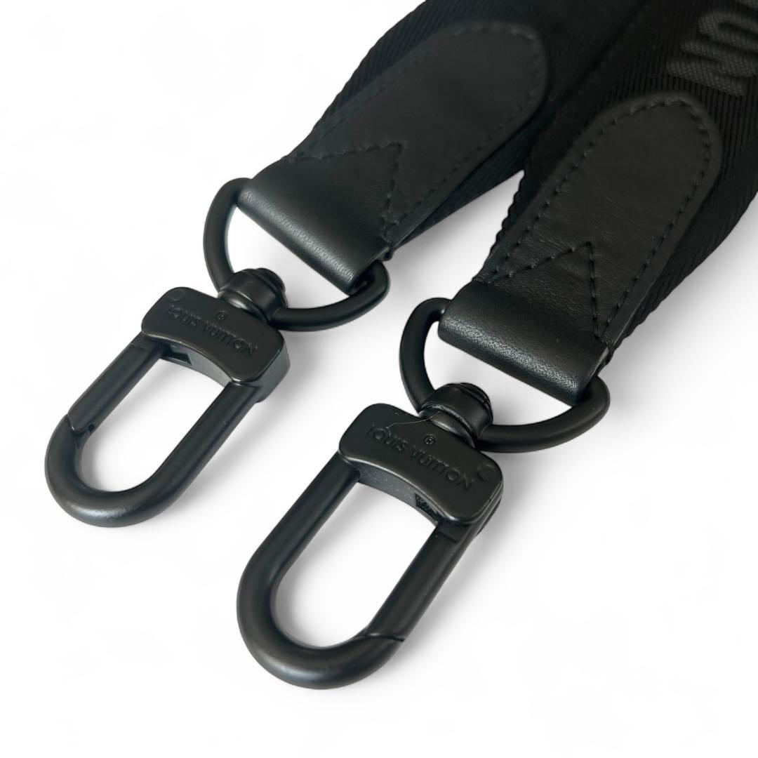 【極美品】ルイヴィトン　モノグラム　トリオメッセンジャー (パース無し)