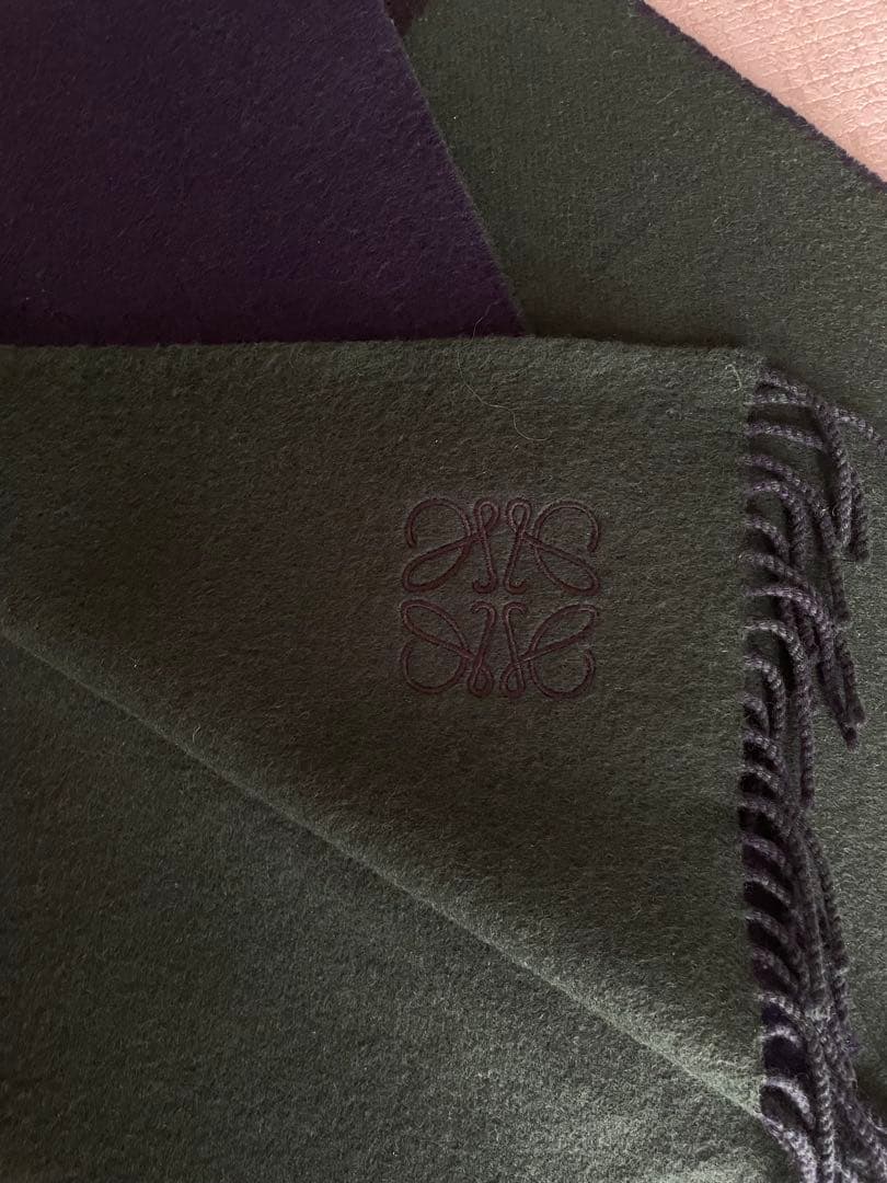 【LOEWE】バイカラーマフラー ネイビー×グリーン