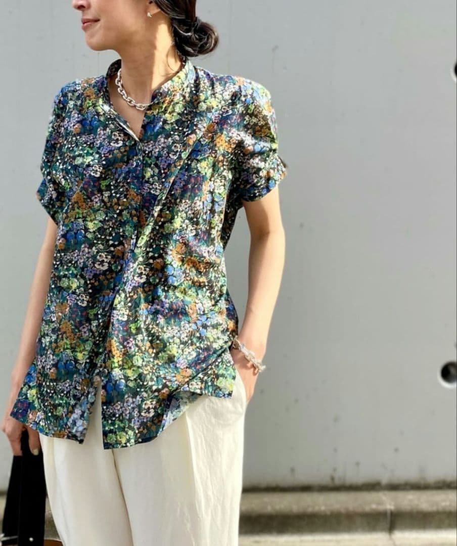 JOURNAL STANDARD L'ESSAGE タックスリーブシャツ　花柄