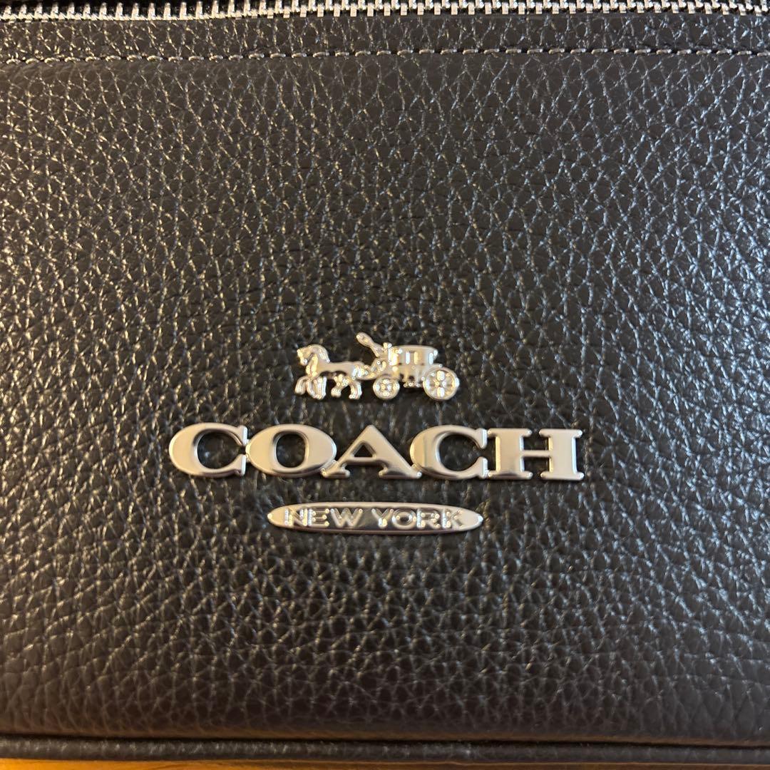 【美品】COACH ブラック ボディバッグ　ポーチ付き