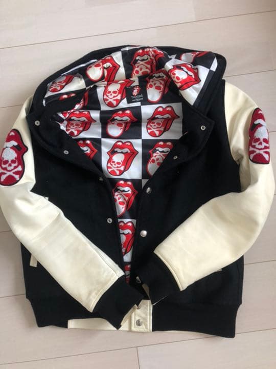 フード付きスタジャン