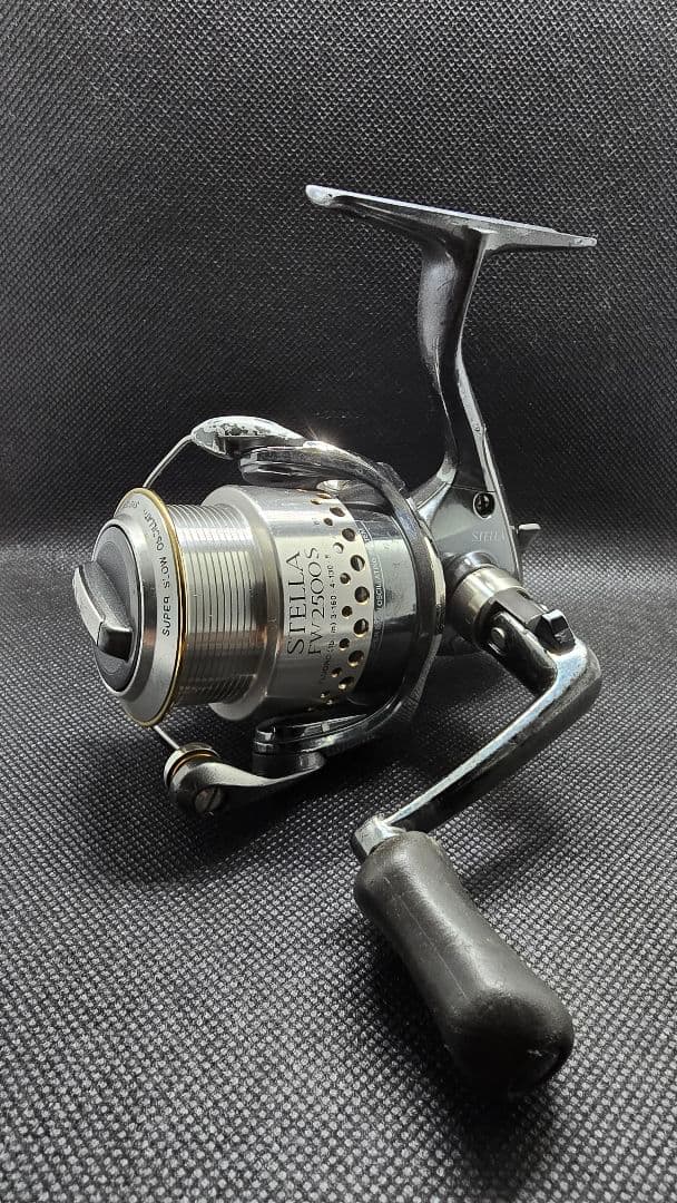01 STELLA FW2500S simano スピニングリール
