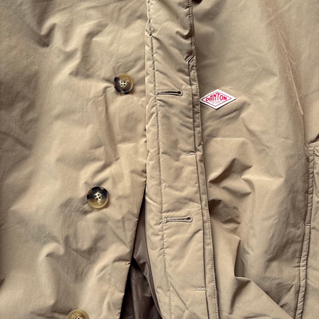 ダントン　ステンカラー　インサレーション　中綿コート　ベージュ