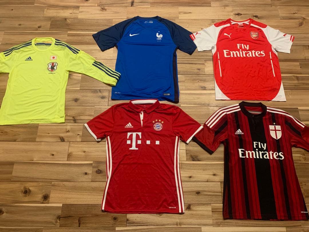 サッカーユニフォームセット(日本、フランス、アーセナル、ACミラン、バイエルン)