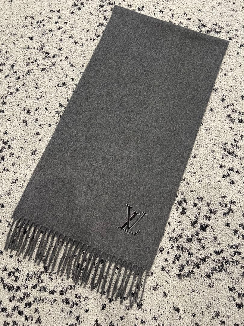 ルイヴィトン LVロゴ マフラー