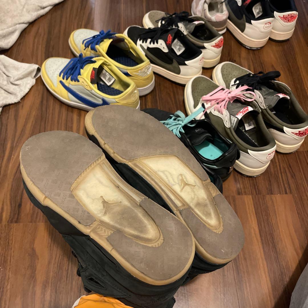 靴 JODAN4 retro x KAWS AIR