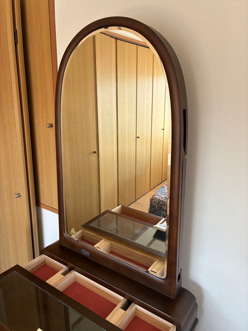 【アンティーク】鏡台　三面鏡　ドレッサー　化粧台　収納スペース多数(イス売却済)