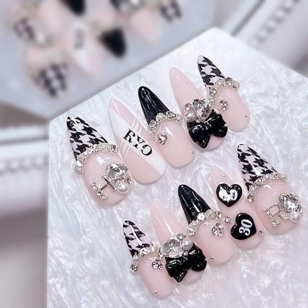 お急ぎ便A♥ ネイルチップ 量産型 千鳥柄 リボン ワンホン ちゅるん