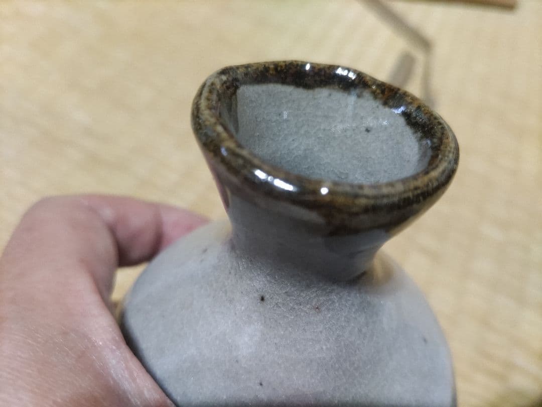 水月窯　荒川豊蔵　鉄絵　徳利