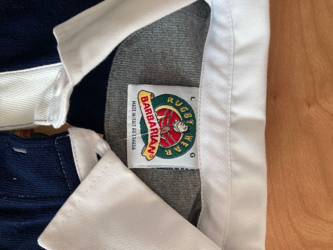 バーバリアン ラグビーシャツ