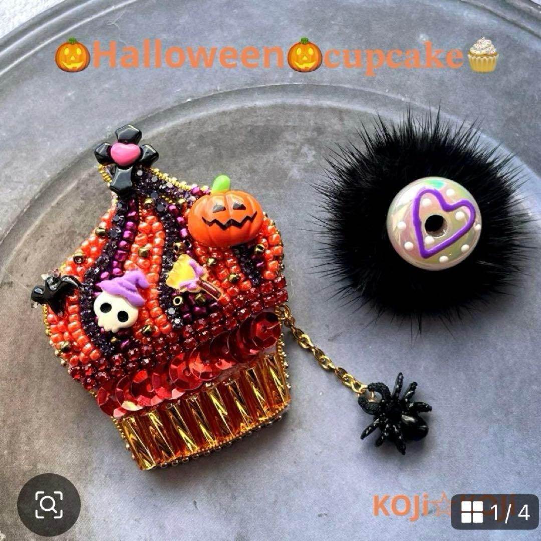 こり198.キラキラきのこ ビーズ 刺繍ブローチ ハンドメイドアクセサリ