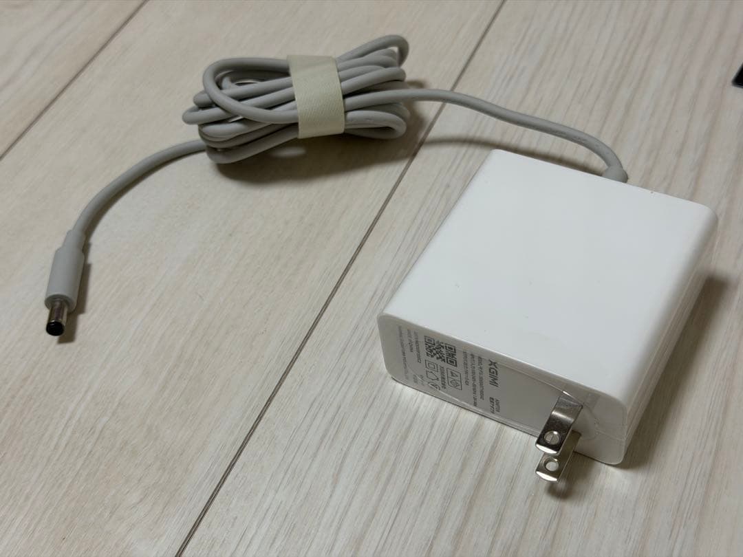 XGIMI Elfinプロジェクター本体 ホワイト