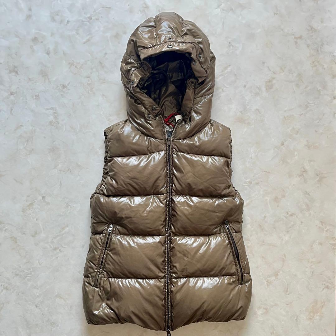 【新品未使用タグ付き】DUVETICA GOCCIA ダウンベスト