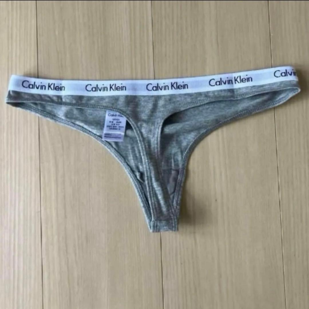 ゆう カルバンクライン ブラLサイズ/Tバックセット グレー