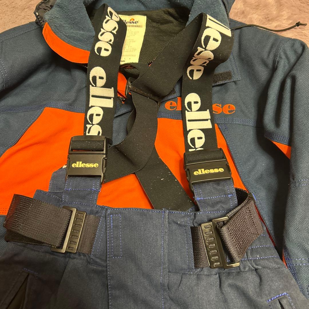 エレッセ　スキーウェア