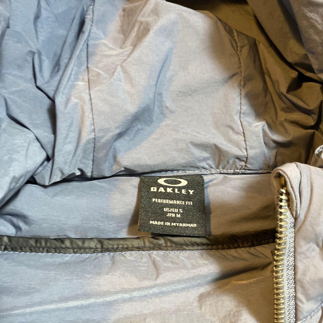 美品オークリーダウンゴルフウエアー上下